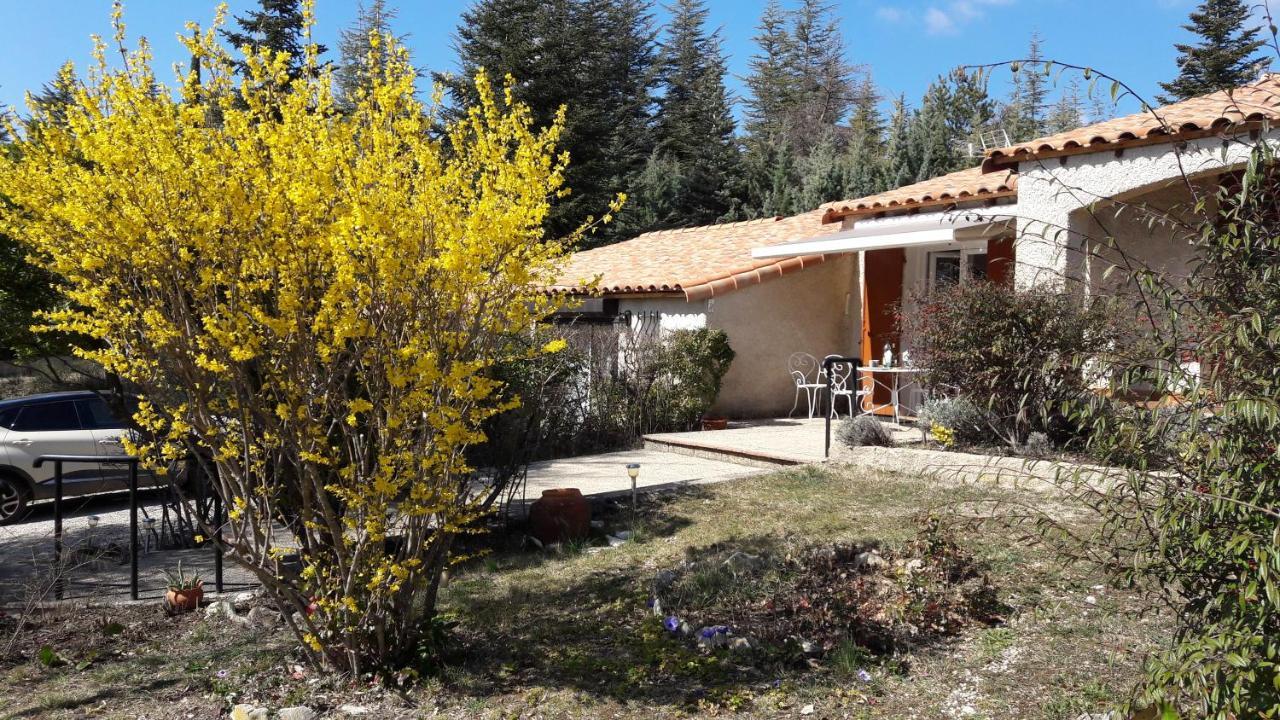 Villa La Lurette, Appartement Et Studio Saint-Étienne-les-Orgues Exteriér fotografie