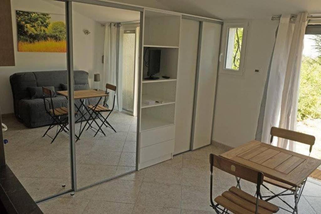 Villa La Lurette, Appartement Et Studio Saint-Étienne-les-Orgues Exteriér fotografie