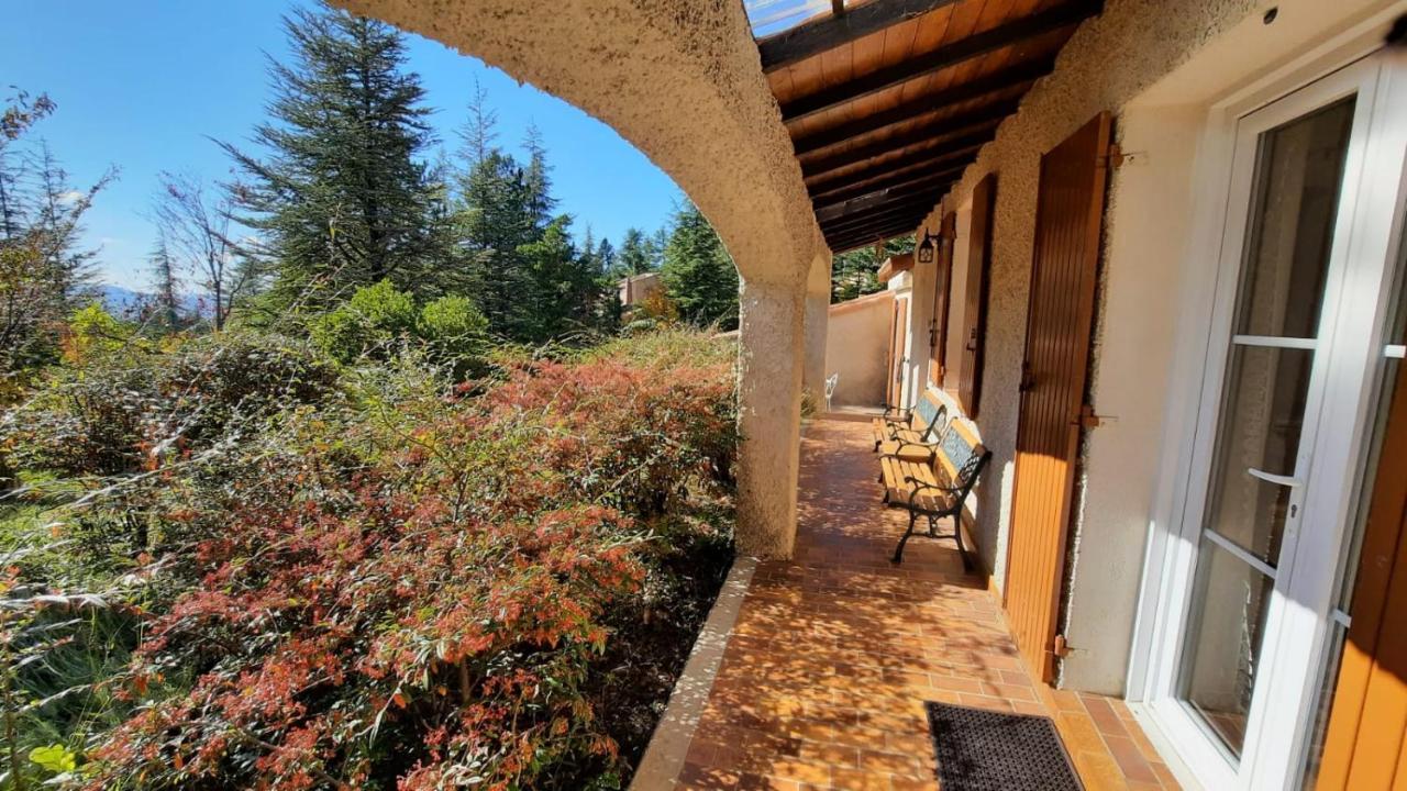 Villa La Lurette, Appartement Et Studio Saint-Étienne-les-Orgues Exteriér fotografie