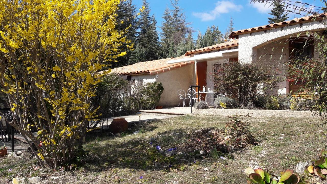 Villa La Lurette, Appartement Et Studio Saint-Étienne-les-Orgues Exteriér fotografie